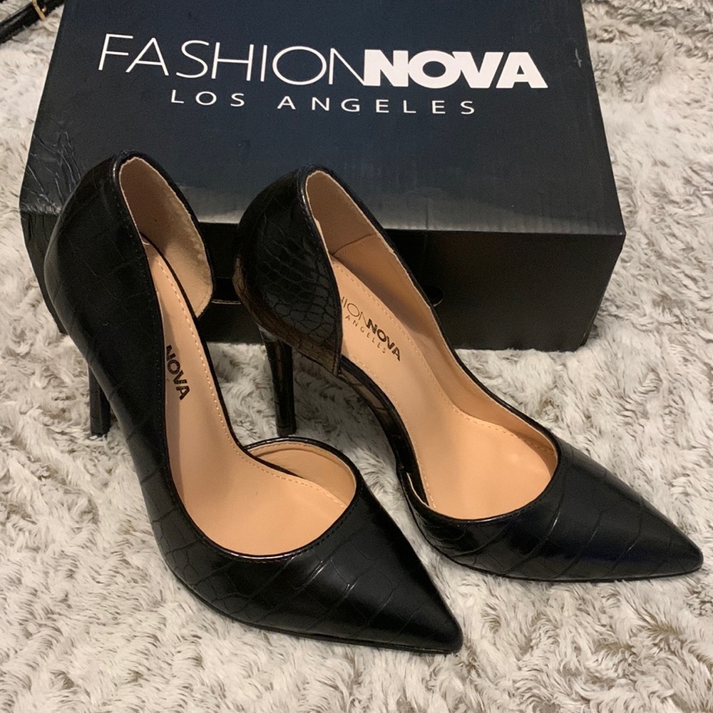 Woman Pumps
